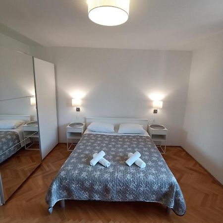 Apartment 70 M From The Beach Podgora Buitenkant foto